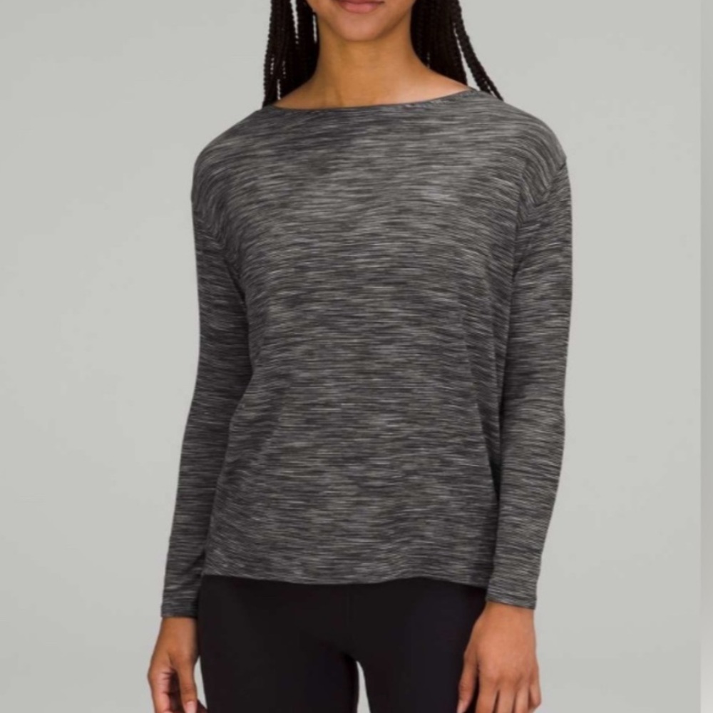 NWT Lululemon Back in Action long sleeve Nulu
